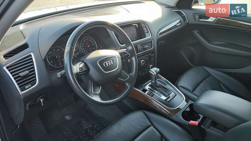 Внедорожник / Кроссовер Audi Q5 2016 в Житомире