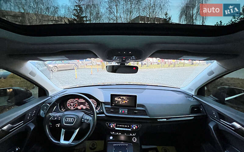 Внедорожник / Кроссовер Audi Q5 2017 в Львове