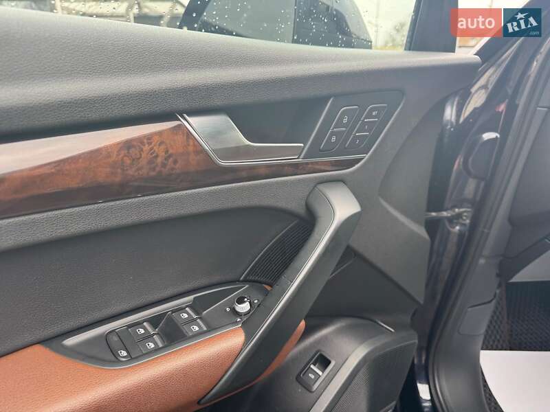 Позашляховик / Кросовер Audi Q5 2017 в Запоріжжі