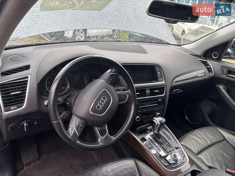 Внедорожник / Кроссовер Audi Q5 2015 в Стрые