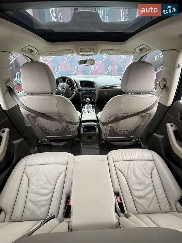 Внедорожник / Кроссовер Audi Q5 2011 в Сумах