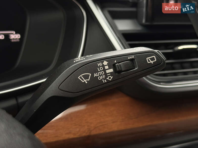 Позашляховик / Кросовер Audi Q5 2021 в Рівному