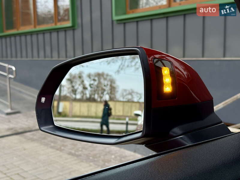 Внедорожник / Кроссовер Audi Q5 2018 в Ровно