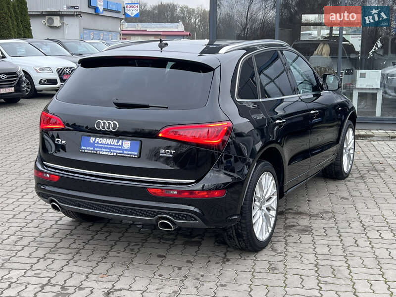 Внедорожник / Кроссовер Audi Q5 2017 в Нововолынске