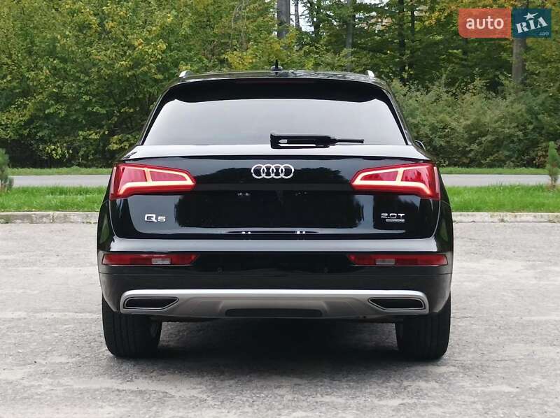 Внедорожник / Кроссовер Audi Q5 2018 в Киеве