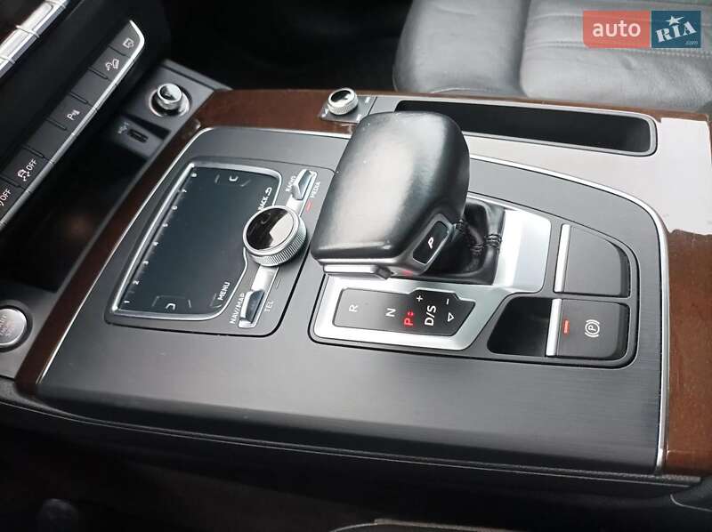 Внедорожник / Кроссовер Audi Q5 2018 в Киеве