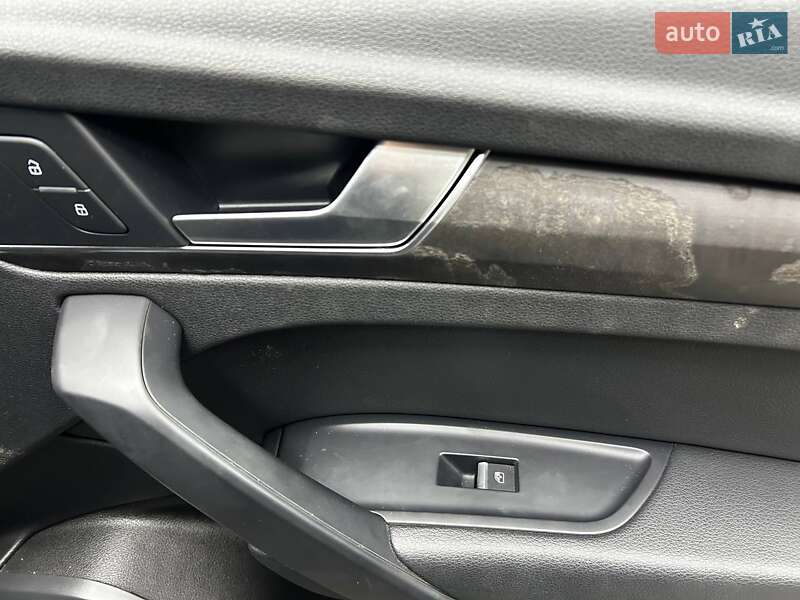 Позашляховик / Кросовер Audi Q5 2018 в Чернівцях