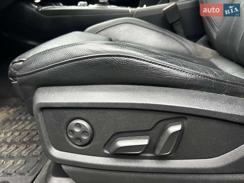 Позашляховик / Кросовер Audi Q5 2018 в Чернівцях