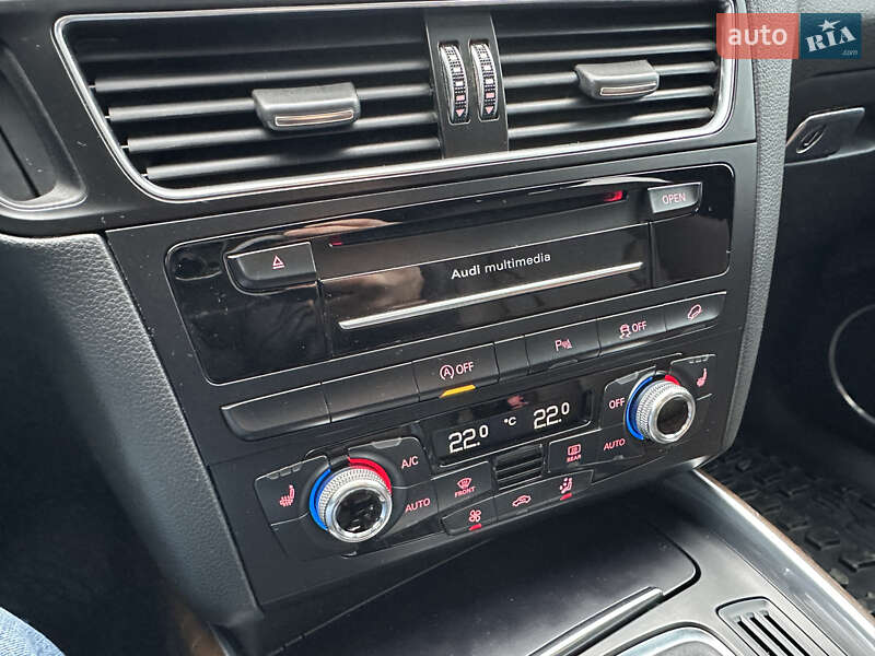 Внедорожник / Кроссовер Audi Q5 2015 в Дубно