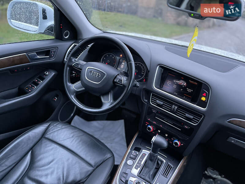 Позашляховик / Кросовер Audi Q5 2016 в Луцьку фото 20 Позашляховик / Кросовер Audi Q5 2016 в Луцьку