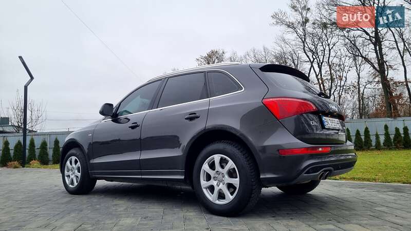 Внедорожник / Кроссовер Audi Q5 2012 в Луцке