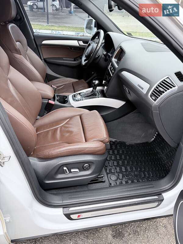 Внедорожник / Кроссовер Audi Q5 2016 в Тернополе