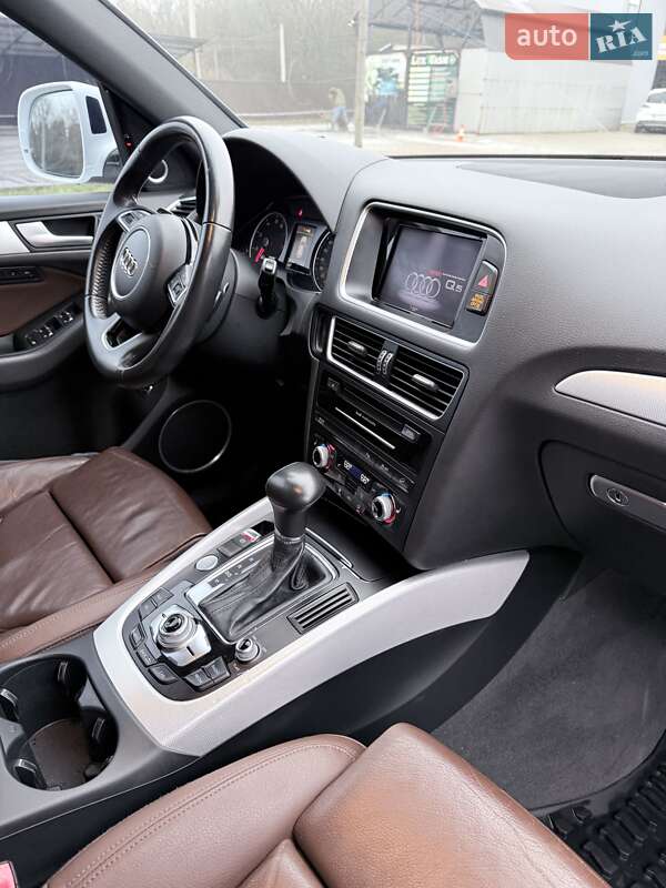 Внедорожник / Кроссовер Audi Q5 2016 в Тернополе