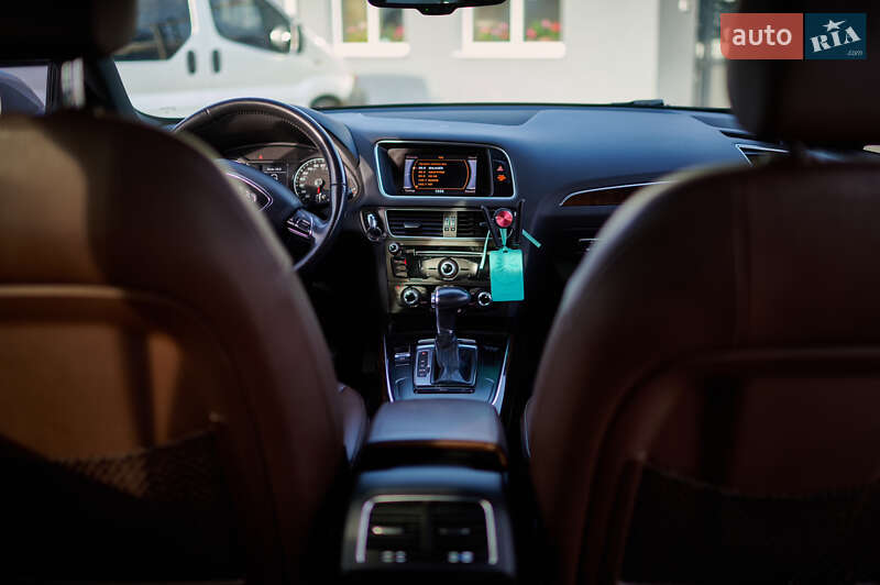 Внедорожник / Кроссовер Audi Q5 2013 в Ровно