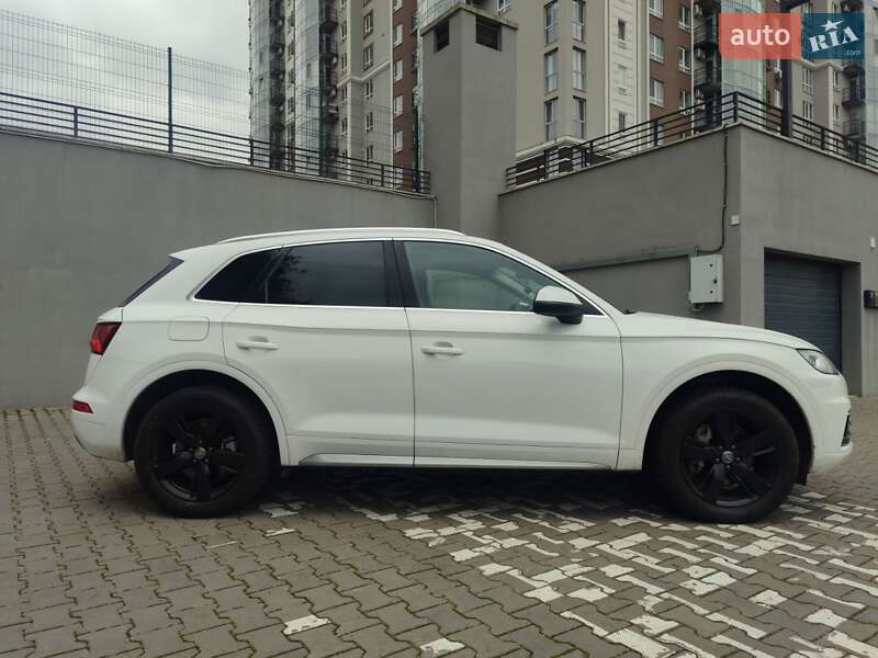 Позашляховик / Кросовер Audi Q5 2018 в Хмельницькому