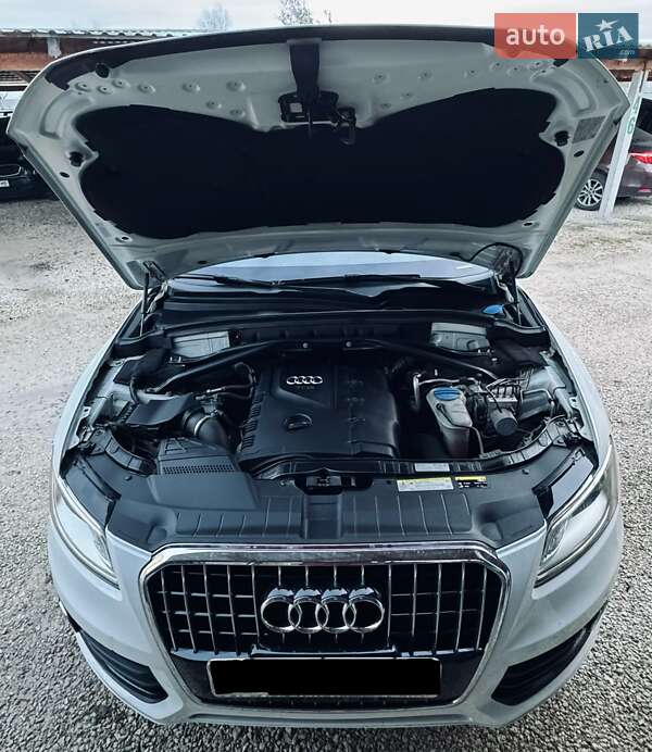 Внедорожник / Кроссовер Audi Q5 2014 в Шептицькому