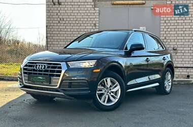 Позашляховик / Кросовер Audi Q5 2020 в Києві