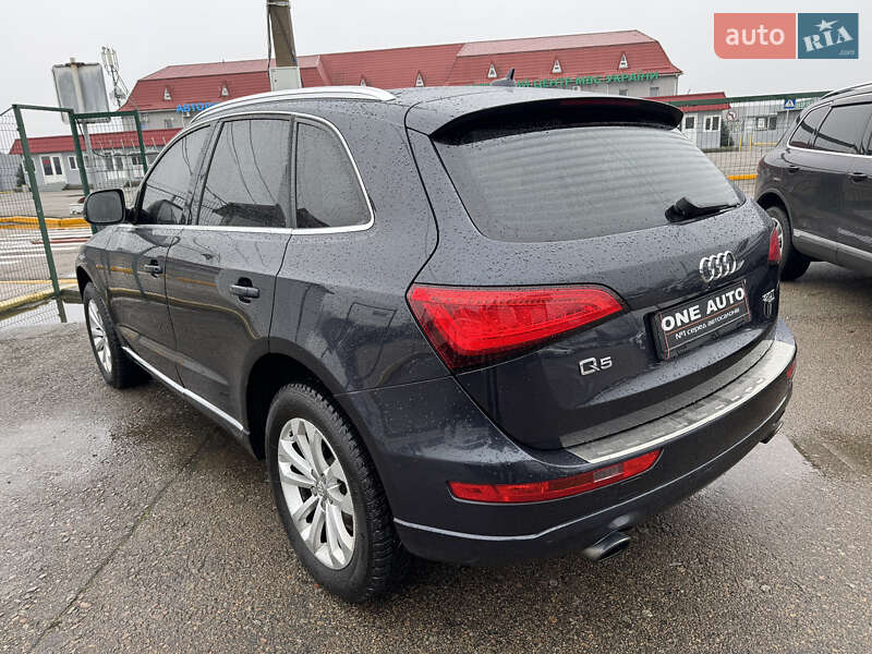 Внедорожник / Кроссовер Audi Q5 2014 в Киеве