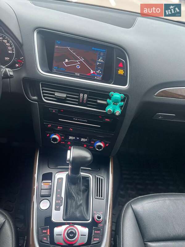 Позашляховик / Кросовер Audi Q5 2015 в Житомирі