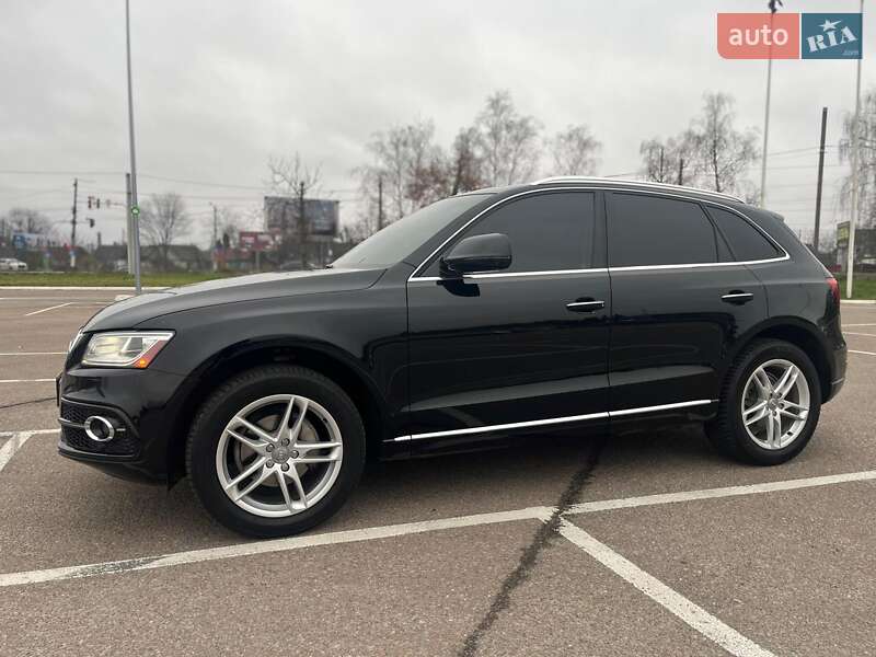 Позашляховик / Кросовер Audi Q5 2015 в Житомирі