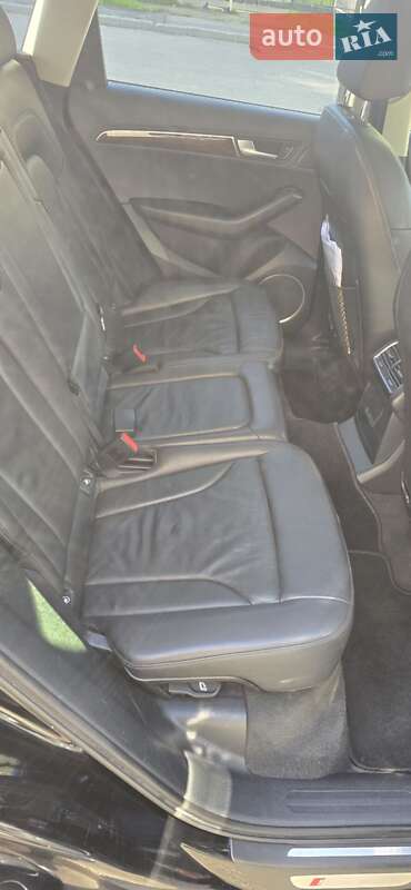 Внедорожник / Кроссовер Audi Q5 2011 в Одессе