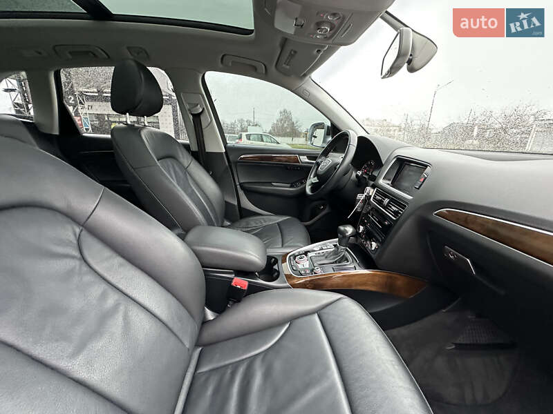 Внедорожник / Кроссовер Audi Q5 2015 в Дубно