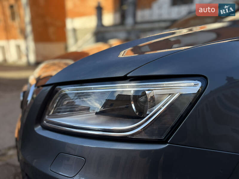 Позашляховик / Кросовер Audi Q5 2013 в Тернополі