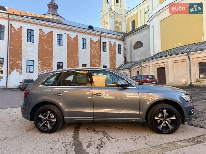 Позашляховик / Кросовер Audi Q5 2013 в Тернополі