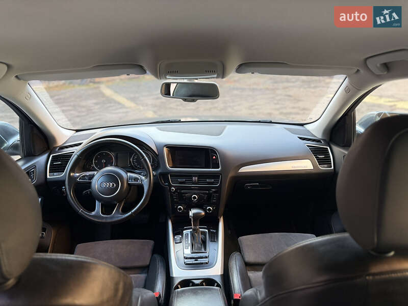 Позашляховик / Кросовер Audi Q5 2013 в Тернополі