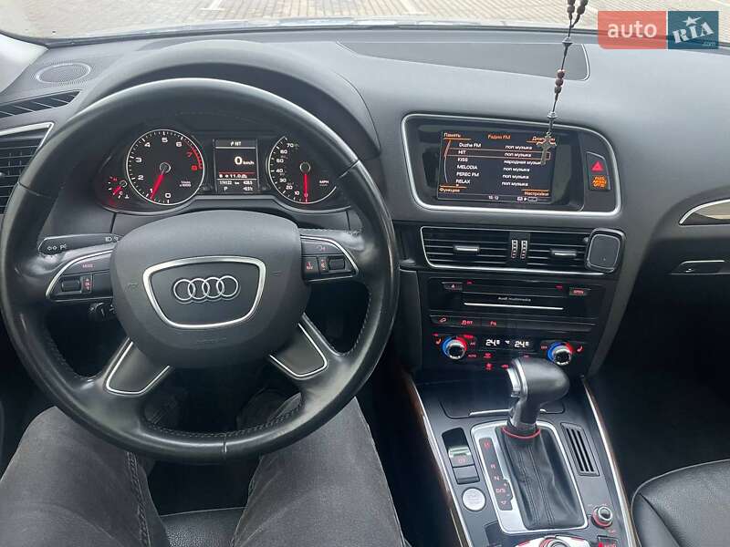 Позашляховик / Кросовер Audi Q5 2015 в Львові