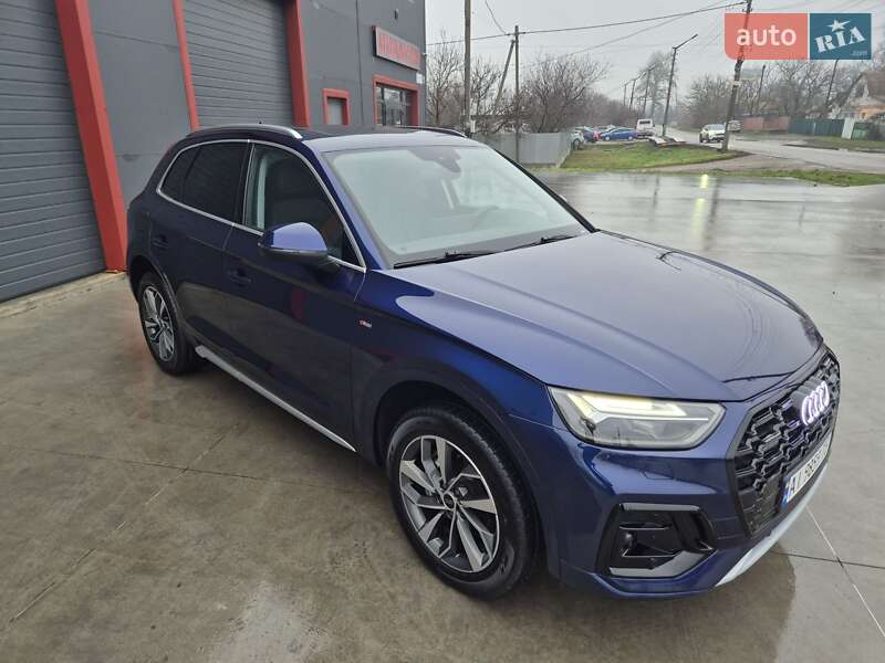 Внедорожник / Кроссовер Audi Q5 2023 в Барышевке
