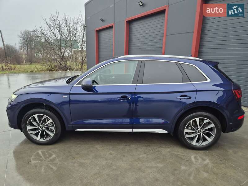 Внедорожник / Кроссовер Audi Q5 2023 в Барышевке