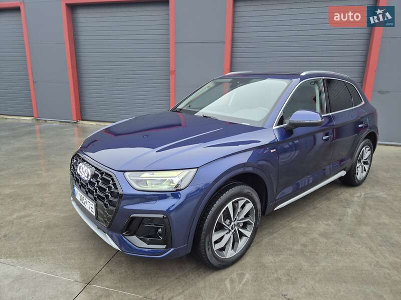 Внедорожник / Кроссовер Audi Q5 2023 в Барышевке