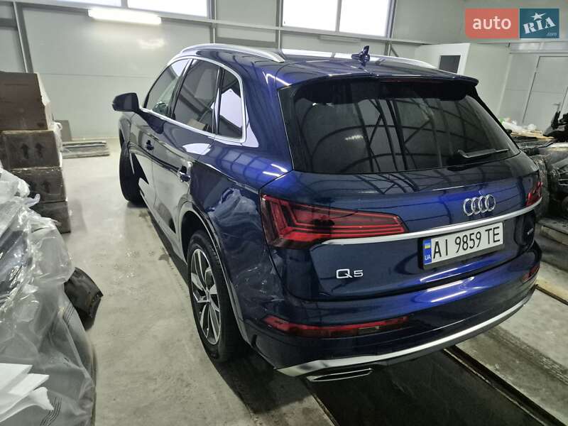 Внедорожник / Кроссовер Audi Q5 2023 в Барышевке
