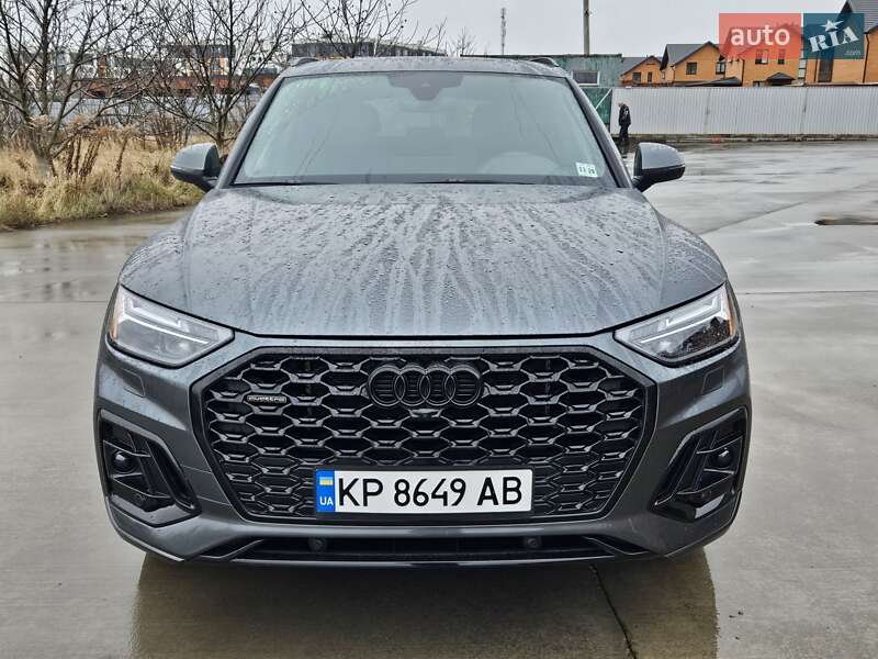 Внедорожник / Кроссовер Audi Q5 2024 в Виннице