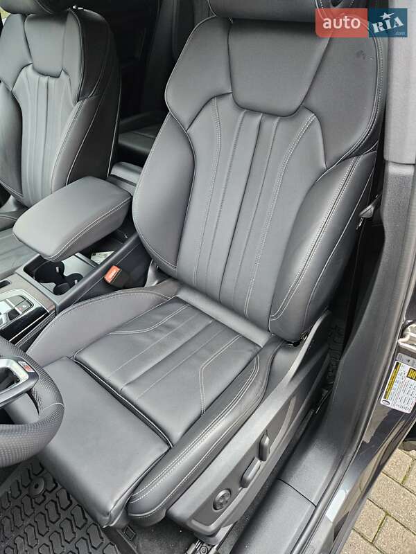 Внедорожник / Кроссовер Audi Q5 2024 в Виннице