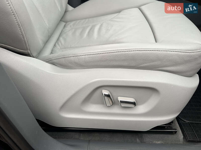 Внедорожник / Кроссовер Audi Q5 2013 в Киеве