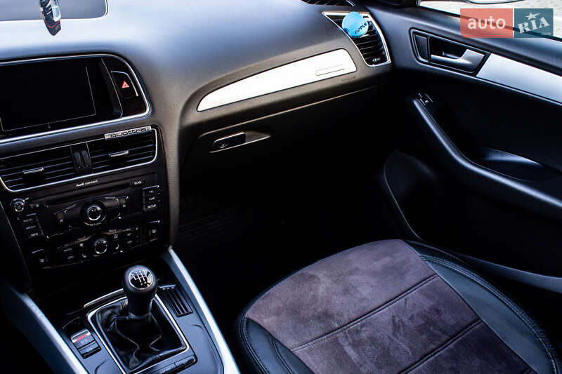 Внедорожник / Кроссовер Audi Q5 2009 в Нововолынске