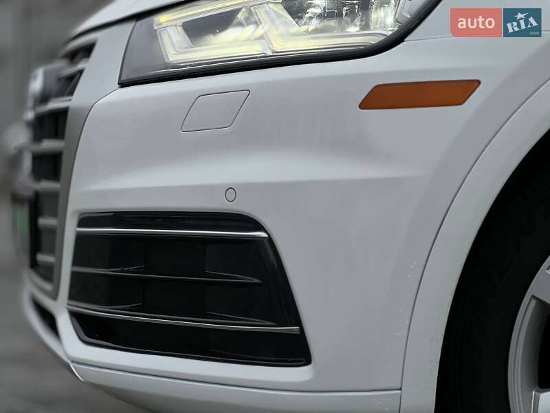 Внедорожник / Кроссовер Audi Q5 2017 в Киеве