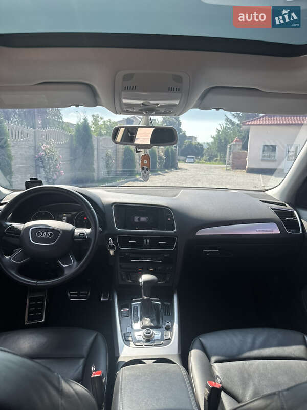 Позашляховик / Кросовер Audi Q5 2012 в Золочеві