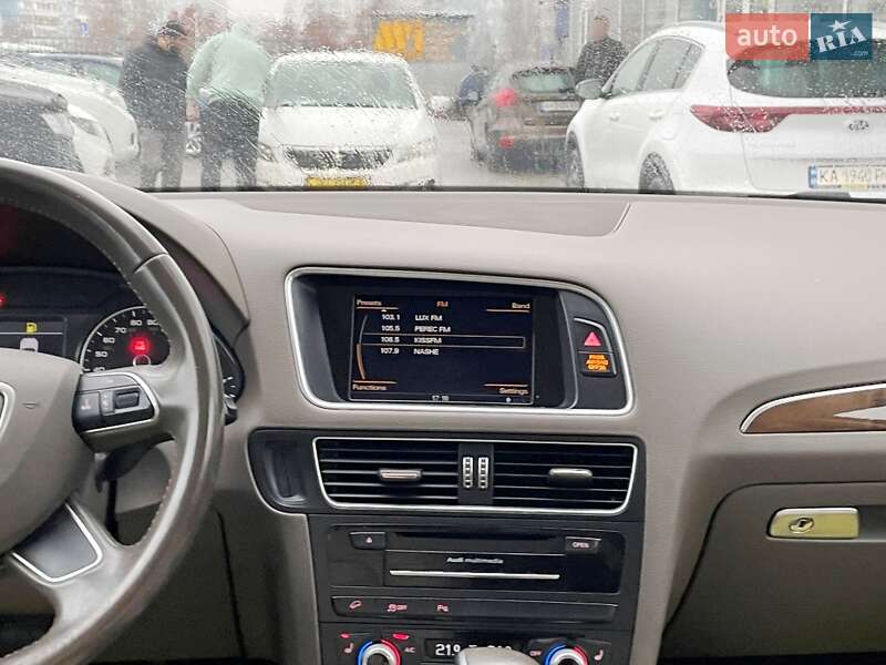 Позашляховик / Кросовер Audi Q5 2017 в Києві