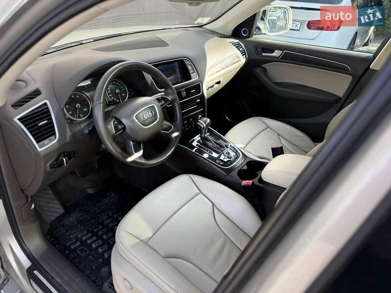 Внедорожник / Кроссовер Audi Q5 2015 в Львове
