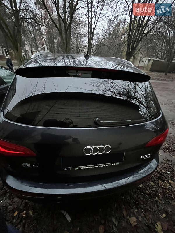 Позашляховик / Кросовер Audi Q5 2013 в Чернігові