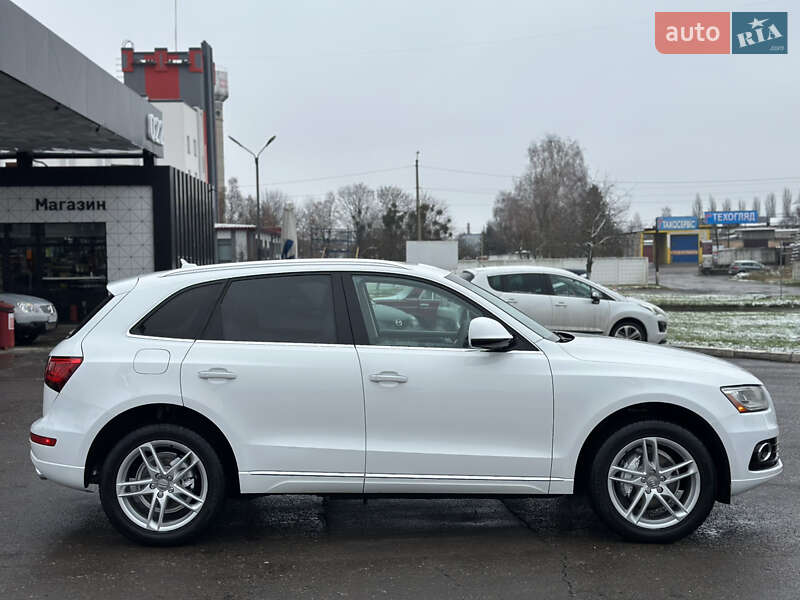Внедорожник / Кроссовер Audi Q5 2015 в Дубно