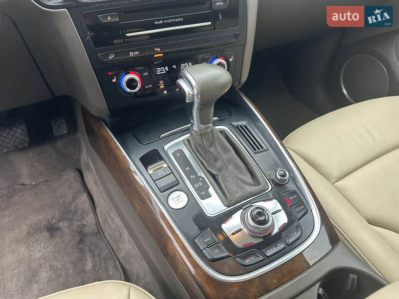 Внедорожник / Кроссовер Audi Q5 2015 в Дубно