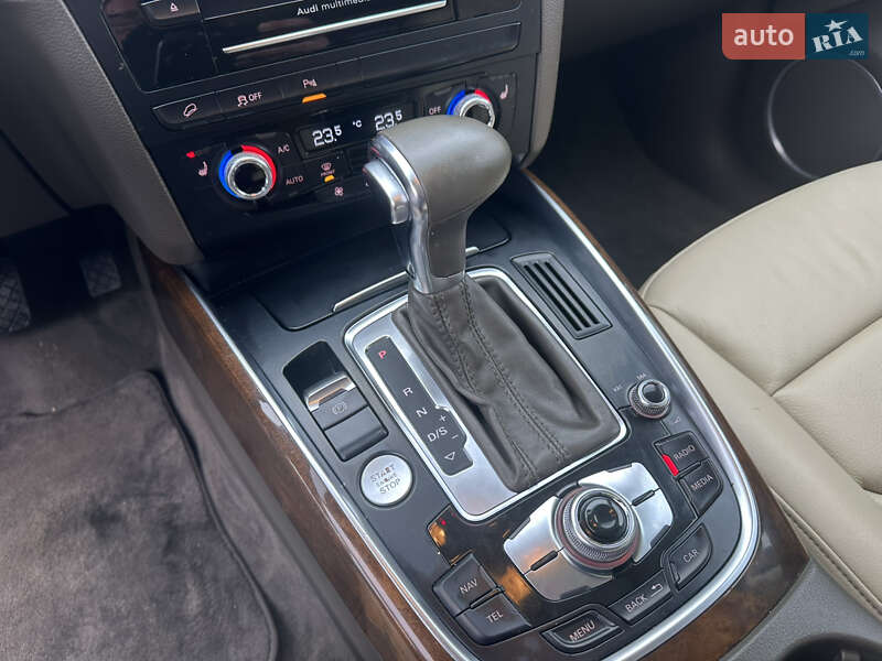 Внедорожник / Кроссовер Audi Q5 2015 в Дубно