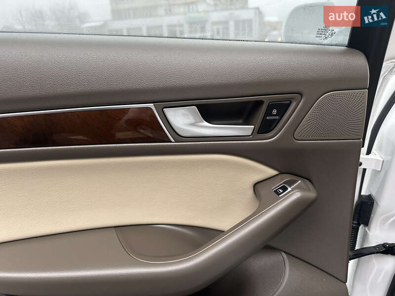 Внедорожник / Кроссовер Audi Q5 2015 в Дубно