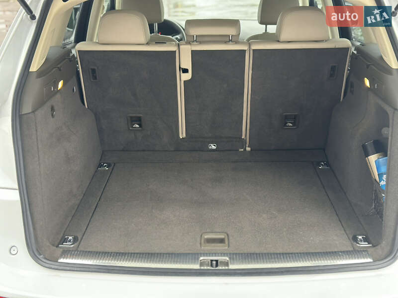 Внедорожник / Кроссовер Audi Q5 2015 в Дубно