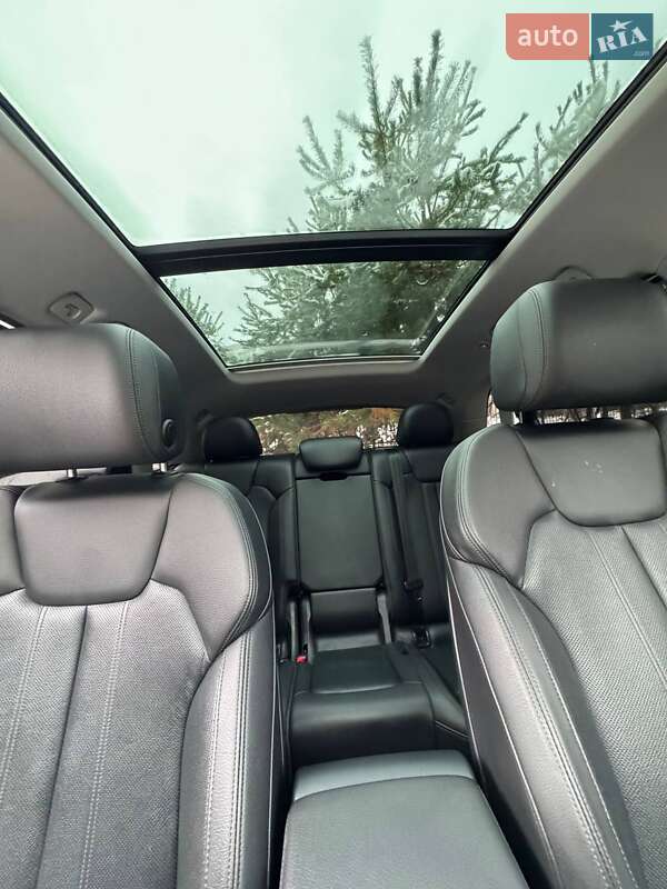 Внедорожник / Кроссовер Audi Q5 2018 в Луцке