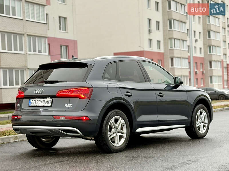 Позашляховик / Кросовер Audi Q5 2018 в Вінниці